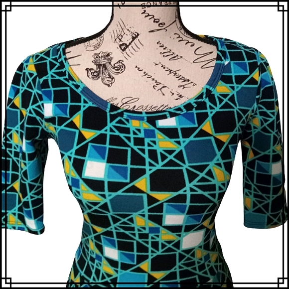 LulaRoe Nicole Green Geo Print Dress Size XS - Picture 2 of 9